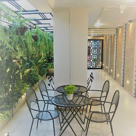 Отель Bangkok Saran Poshtel Экстерьер фото