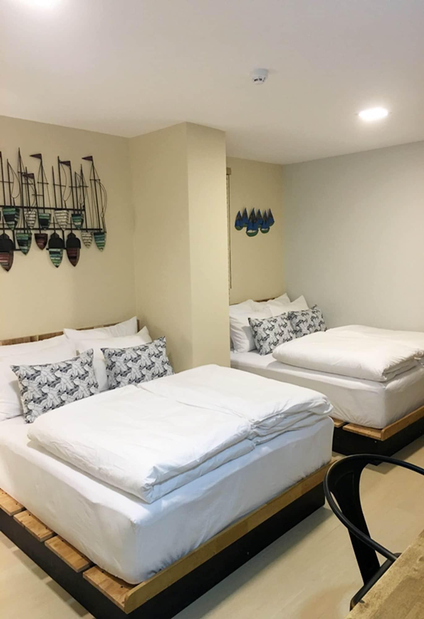 Отель Bangkok Saran Poshtel Экстерьер фото