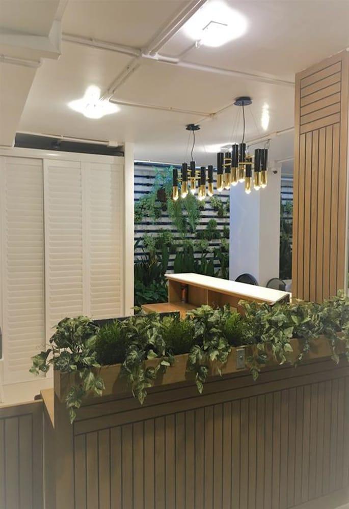 Отель Bangkok Saran Poshtel Экстерьер фото