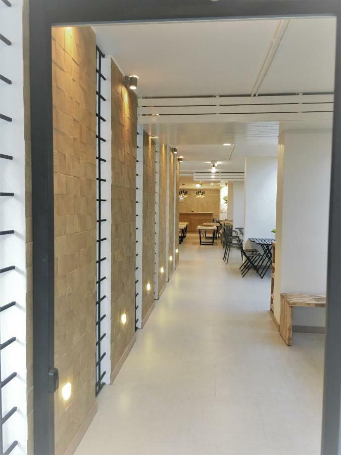 Отель Bangkok Saran Poshtel Экстерьер фото