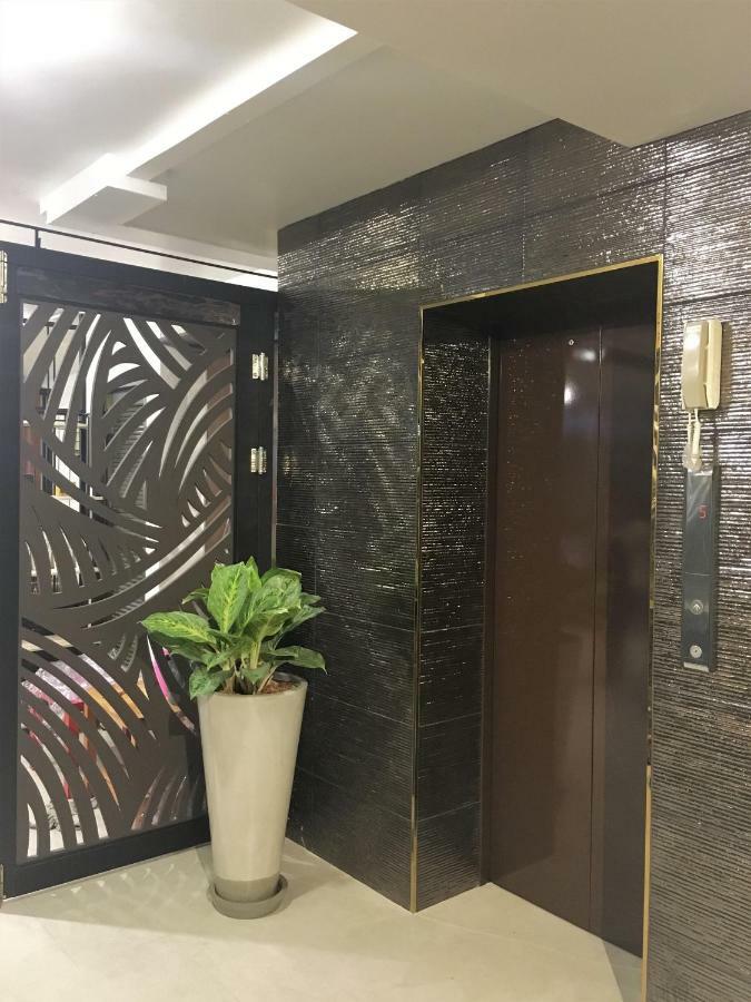 Отель Bangkok Saran Poshtel Экстерьер фото